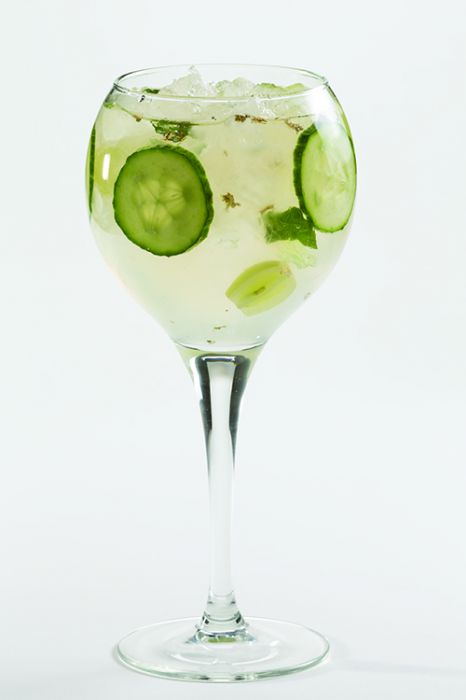 THE ROYAL COOLER